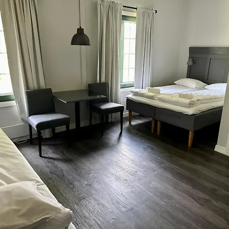 Airport Hotel apartamentowy 3*